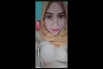 Dokumentasi Ukhti Hijab Imut Live Kasur