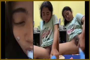 Kolpri Hani Hijab Masturbasi Pake Mainan